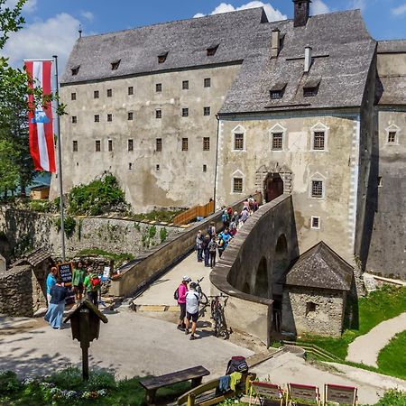 Burg Altpernstein Hotel Micheldorf in Oberösterreich Екстериор снимка