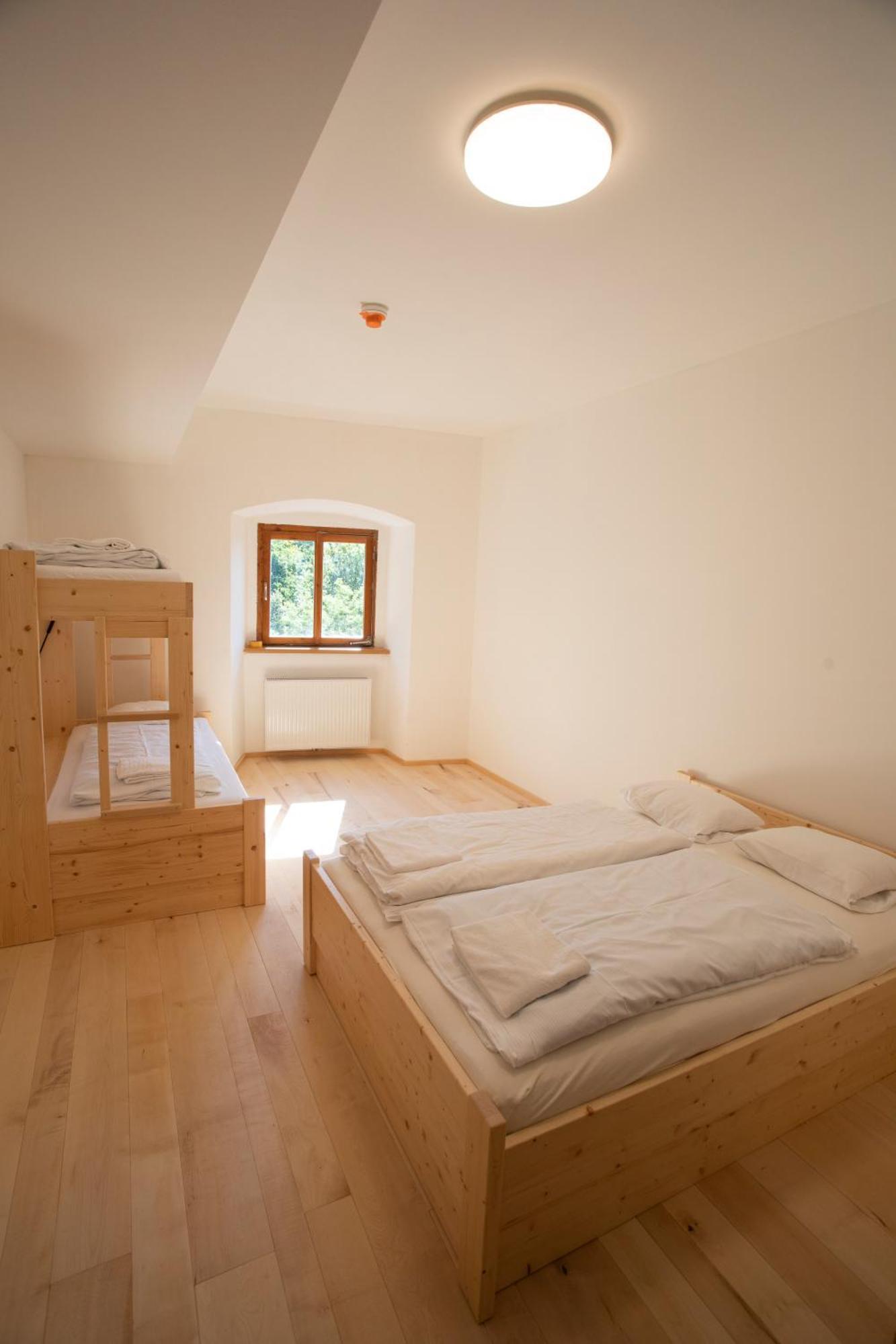 Burg Altpernstein Hotel Micheldorf in Oberösterreich Екстериор снимка